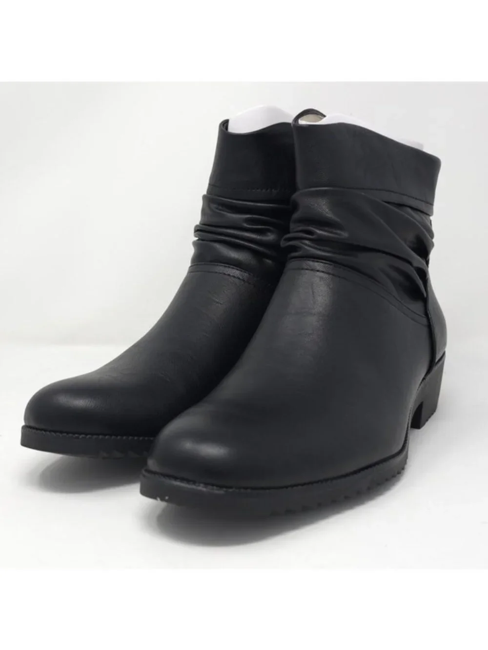 CLIFFS BY WHITE MOUNTAIN Durbon Block Heeled Ankle Bootie Black/Smooth 10M